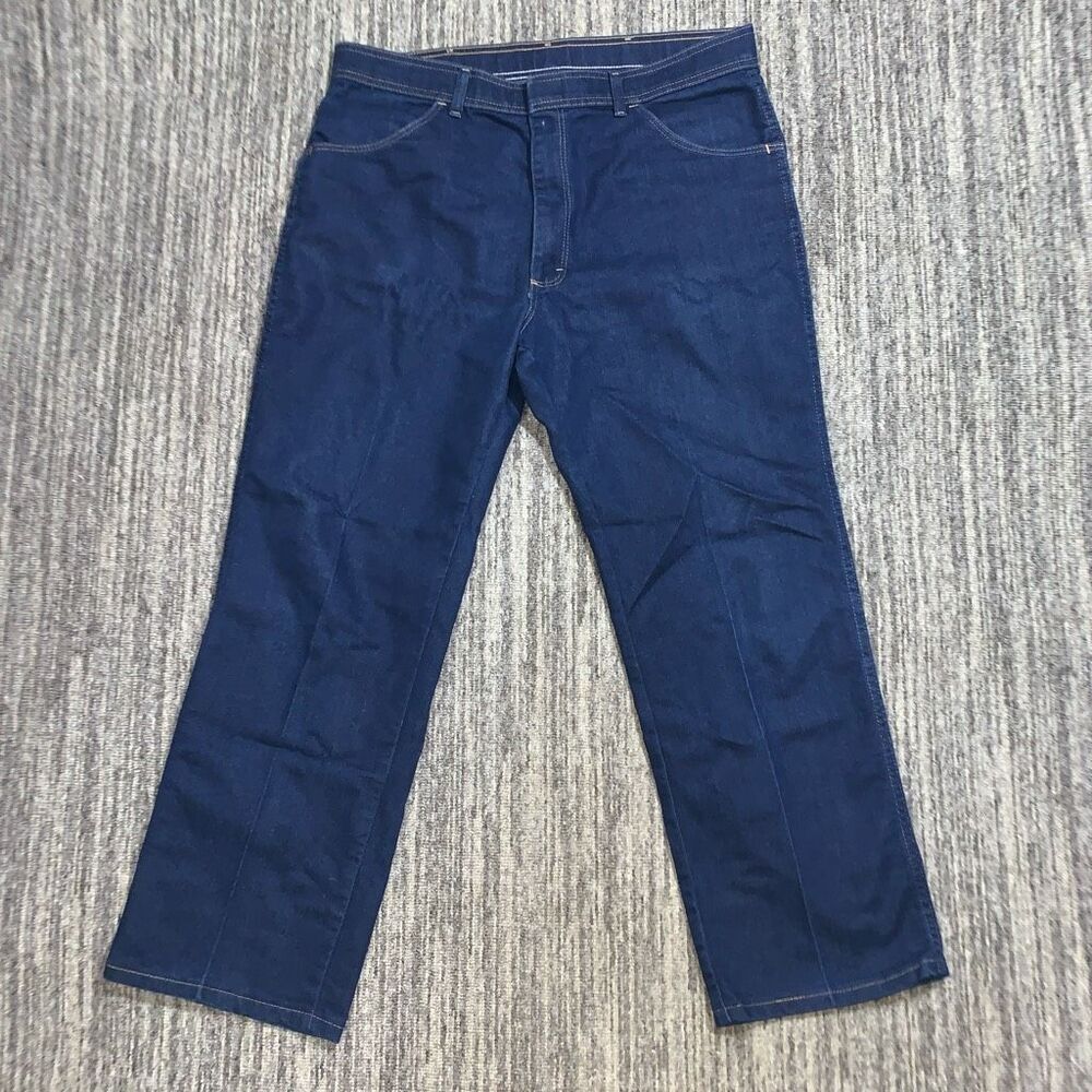 VTG Wrangler Mens Size‎ 38x30 Straight Leg Denim Jeans Blue Medium Wash Pockets